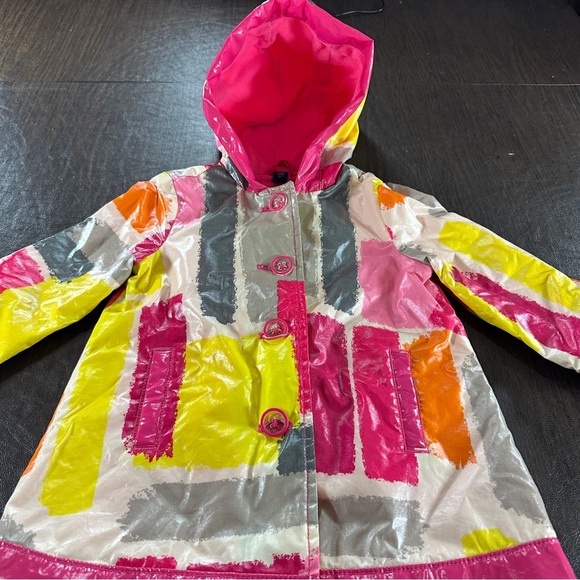 Gap Water Resistant Hooded Rain Jacket for Girls Pink Geometric Sz 3 Years - Picture 3 of 13